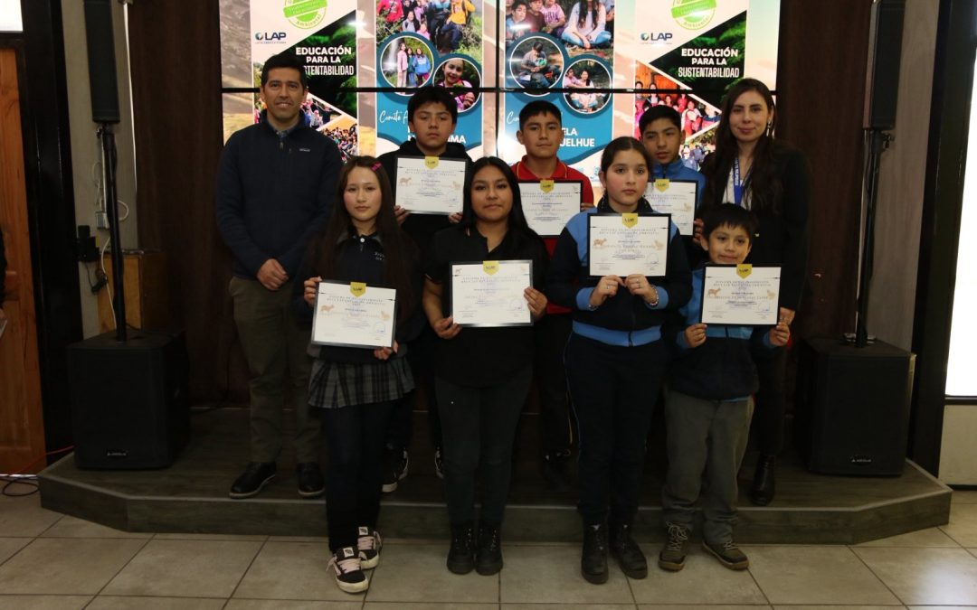 Estudiantes de Melipeuco recibieron becas enfocadas en educación ambiental